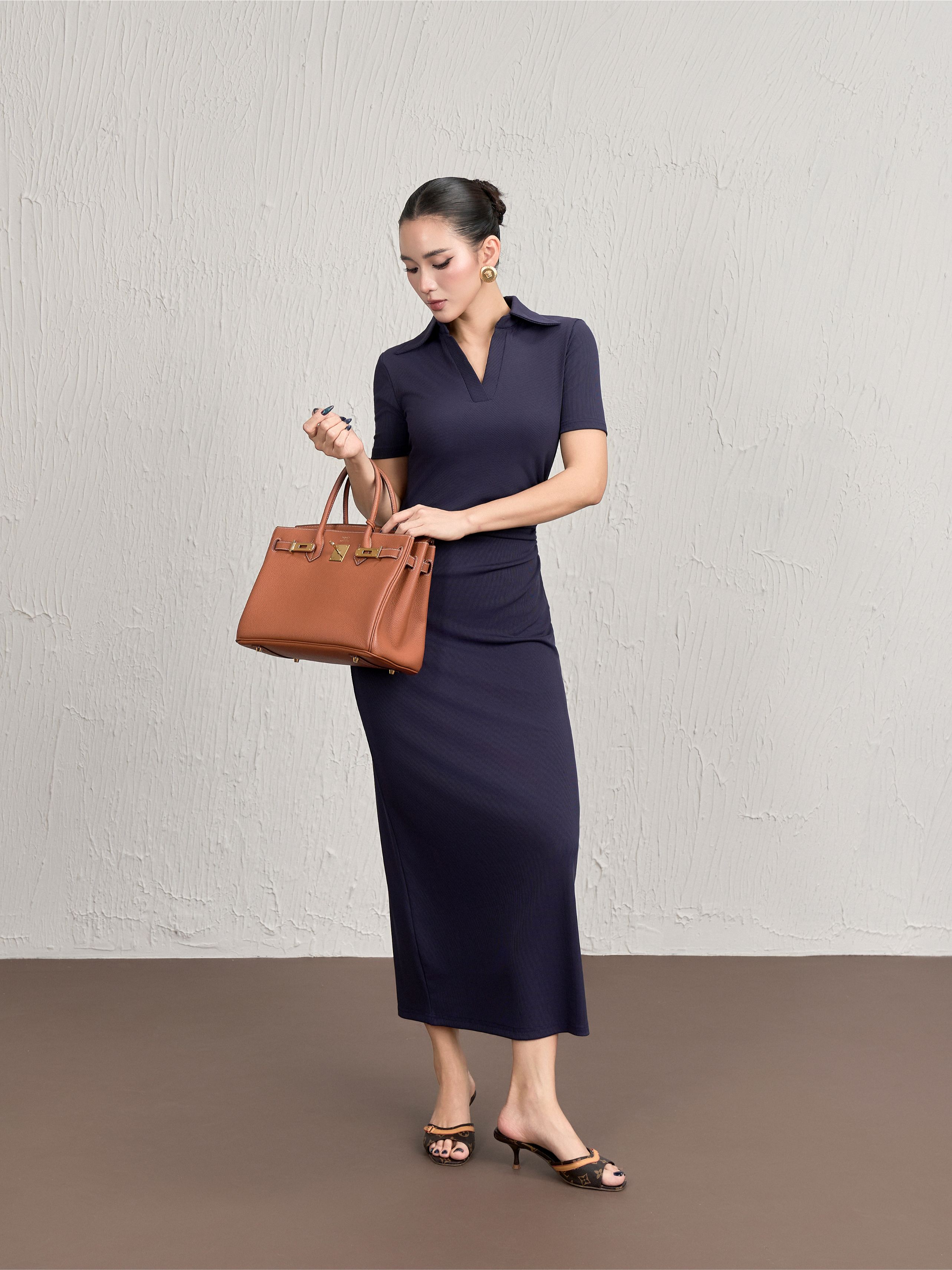 Váy Ngắn Tay Cổ V 2 - VNT26