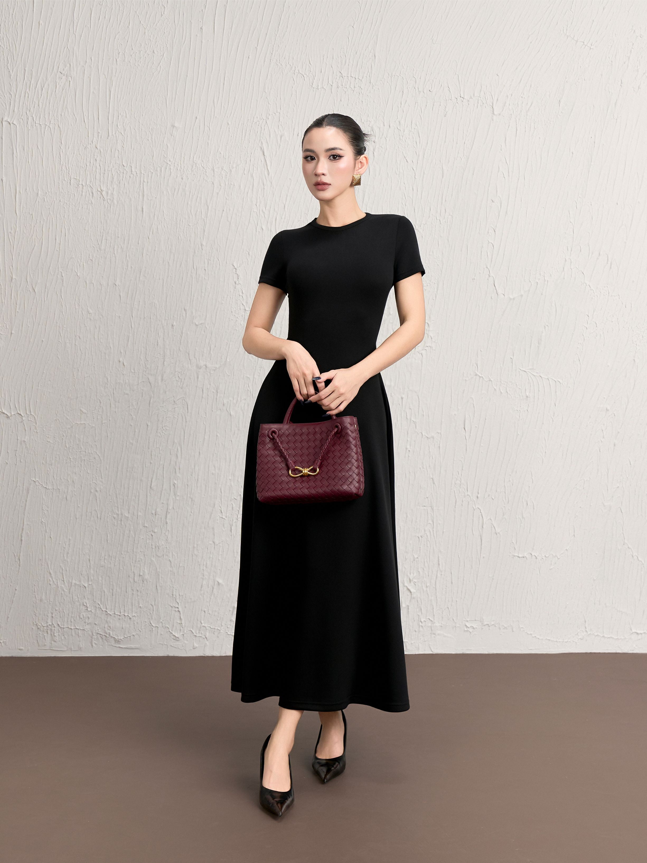 Váy Ngắn Tay Cổ Viền Xoè 2 - VNT24