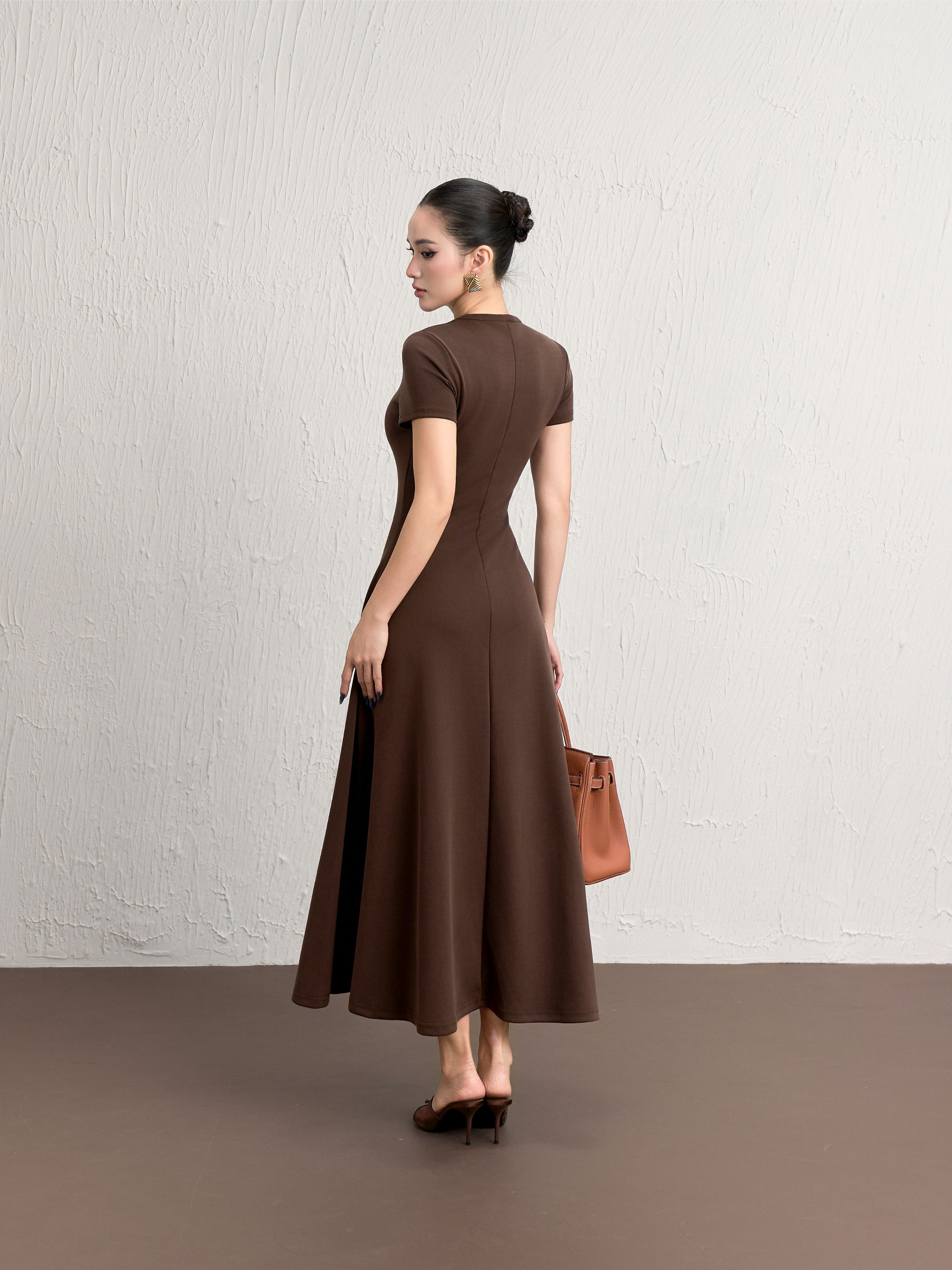Váy Ngắn Tay Cổ Viền Xoè 2 - VNT24