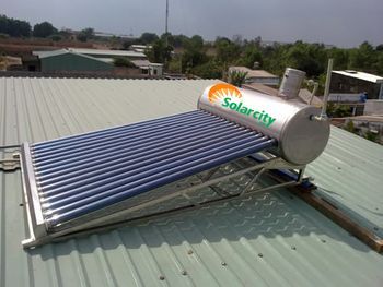 MÁY NƯỚC NÓNG NĂNG LƯỢNG MẶT TRỜI 160 LÍT SOLARCITY