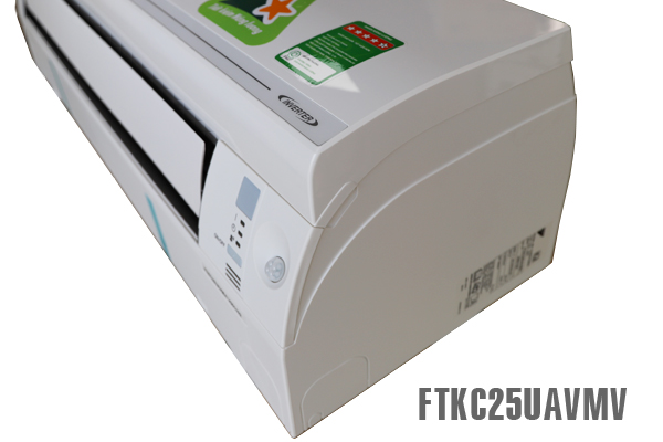 Điều Hòa Daikin inverter FTKC50UVMV