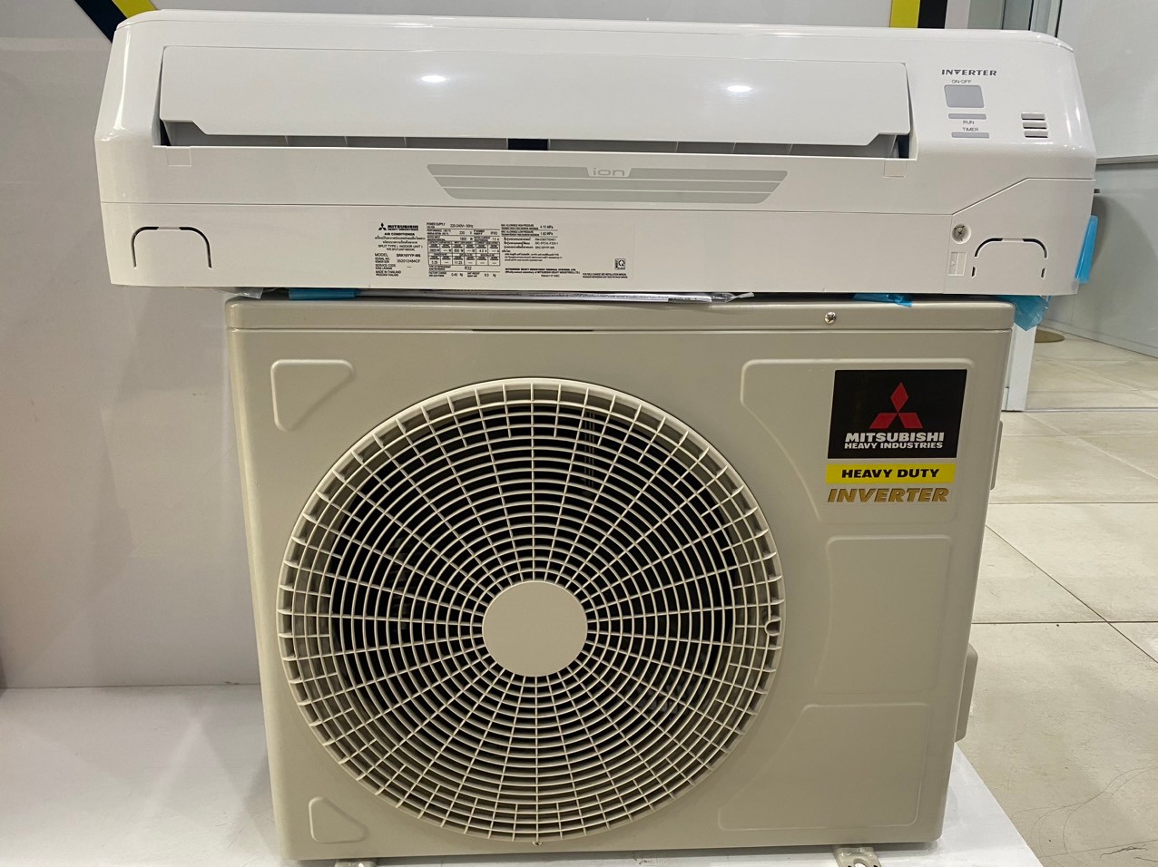 Điều Hòa Mitsubishi Heavy 9000BTU SRK/SRC25ZSPS-W5