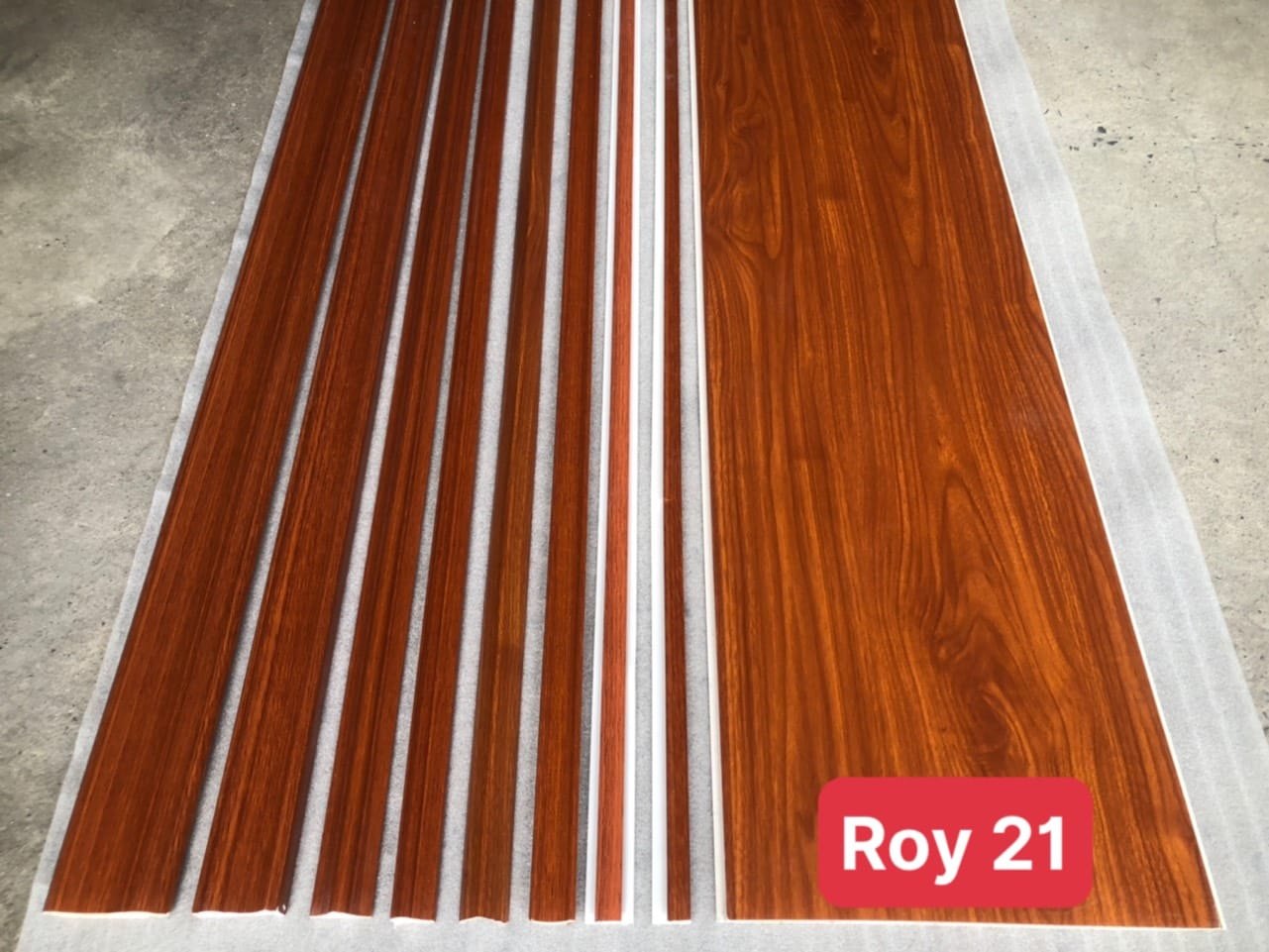 NẸP GÓC TRONG TẤM ỐP ROY 21
