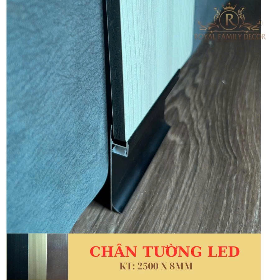 CHÂN TƯỜNG LED SÂM - PANH  2.5M