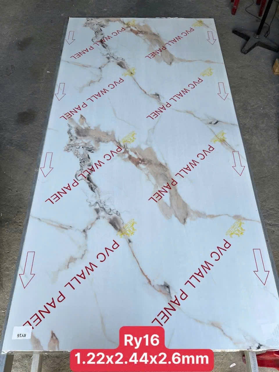 Tấm PVC vân đá 2.6mm Roy 16