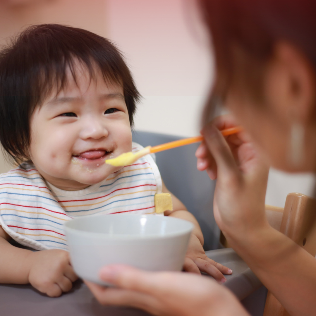 Kien-thuc-Dau-Mo-cho-Be-An-Dam-Me-hieu-dung-con-khoe-manh-hon-moi-ngay_Đỏ vàng đơn giản lễ thông báo đăng Instagram (8).png