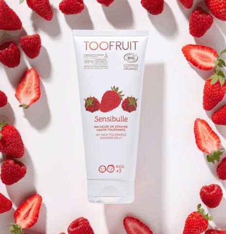 Sữa tắm hữu cơ cho bé 3-14 tuổi Toofruit mâm xôi - dâu 200ml