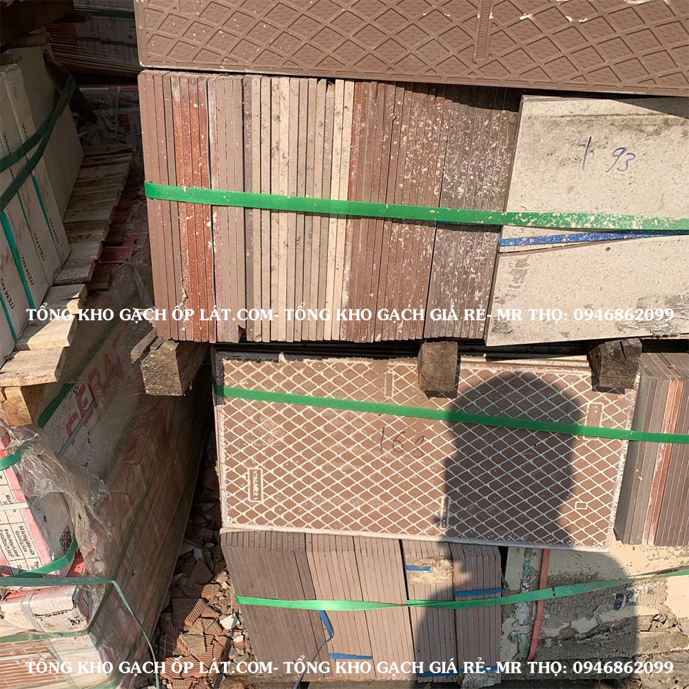 Gạch lộ cộ 30x60 thanh lý giá rẻ 60.000đ/m² – Gạch lát kho xưởng, nhà trọ