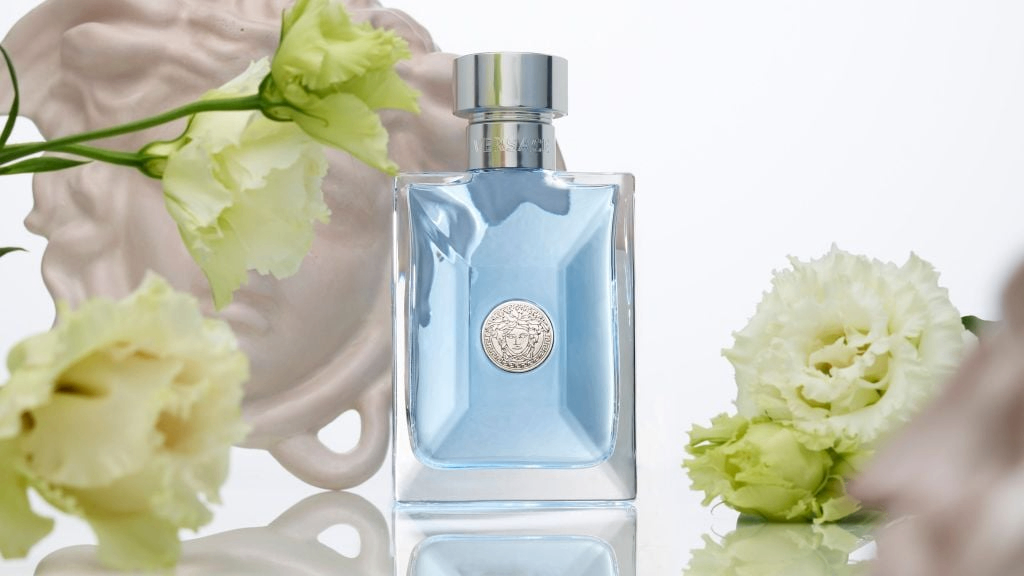 VERSACE POUR HOMME: HƯƠNG THƠM TƯƠI MÁT CHO NGÀY HÈ NĂNG ĐỘNG