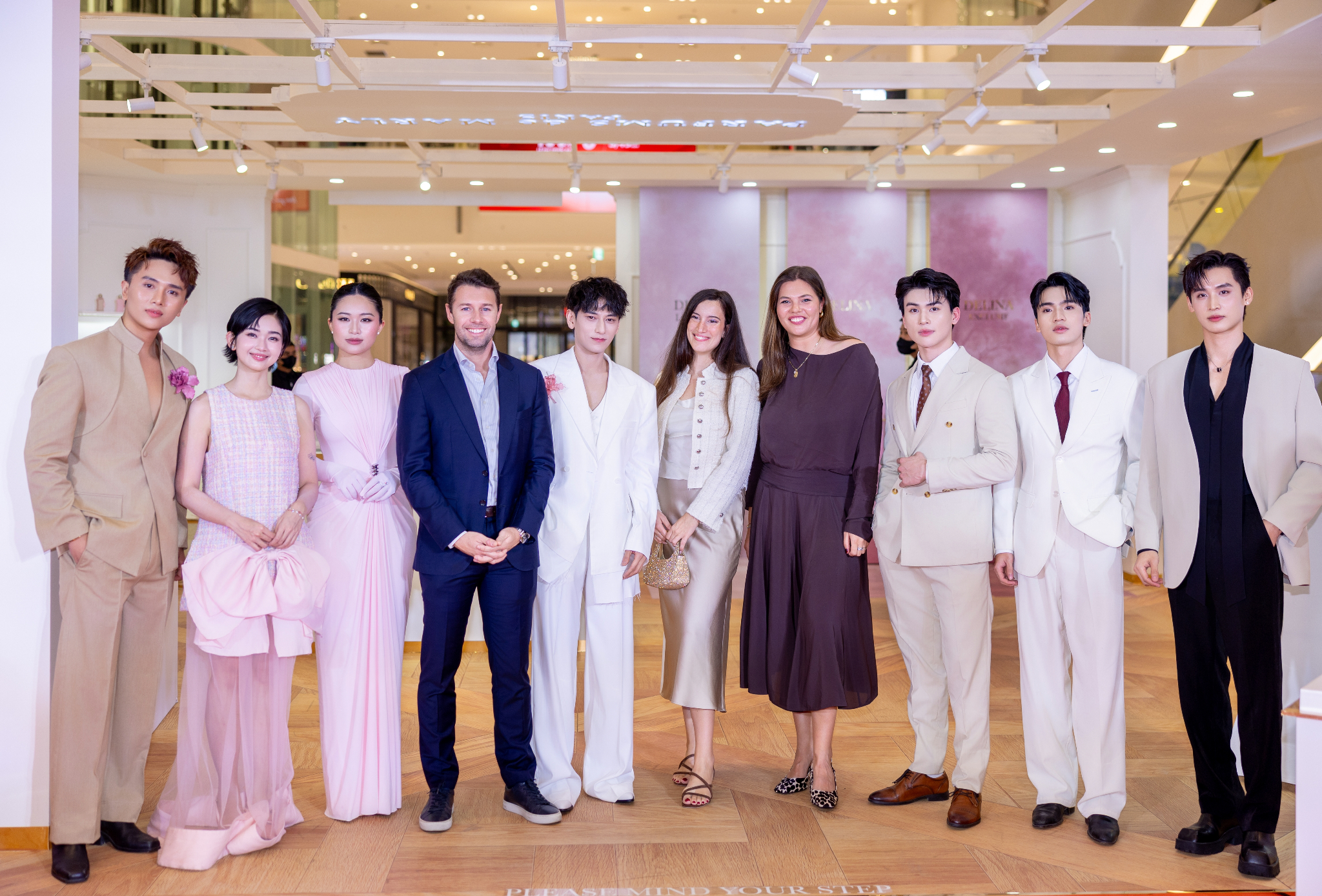 DELINA-COLLECTION-NHUNG-SANG-TAO-HOANG-GIA-DUOC-CHE-TAC-BOI-PARFUMS-DE-MARLY_blob-2.jpg