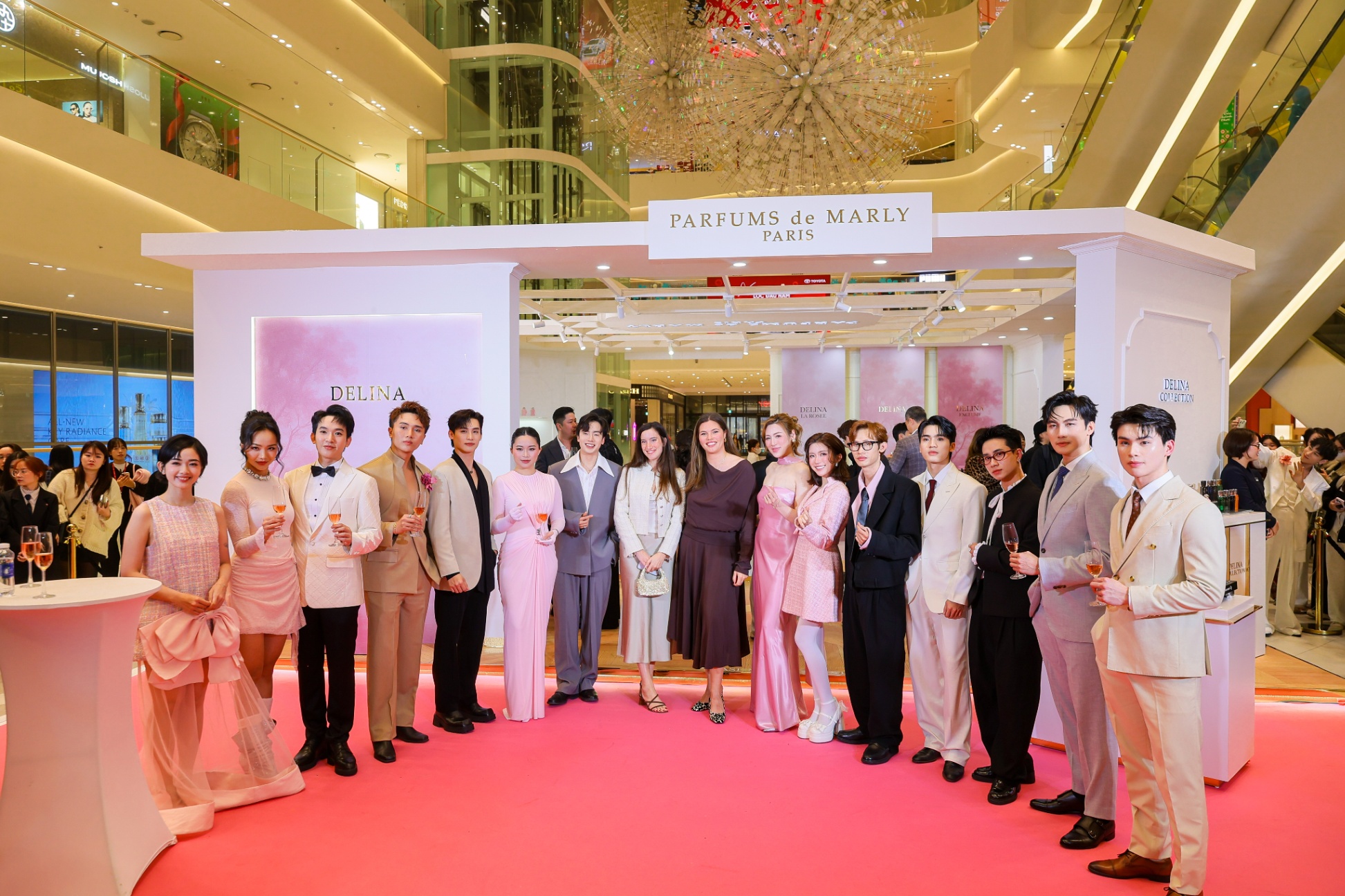 DELINA-COLLECTION-NHUNG-SANG-TAO-HOANG-GIA-DUOC-CHE-TAC-BOI-PARFUMS-DE-MARLY_blob-4.jpg