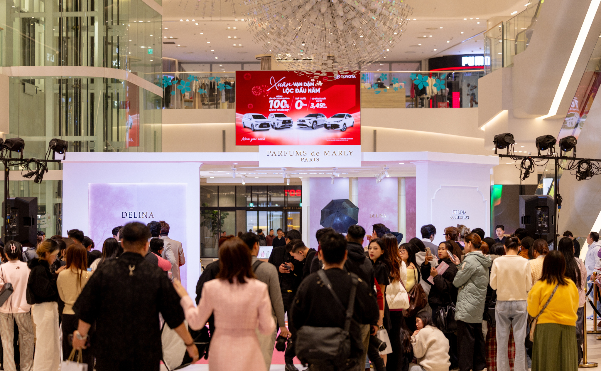 DELINA-COLLECTION-NHUNG-SANG-TAO-HOANG-GIA-DUOC-CHE-TAC-BOI-PARFUMS-DE-MARLY_blob-5.jpg