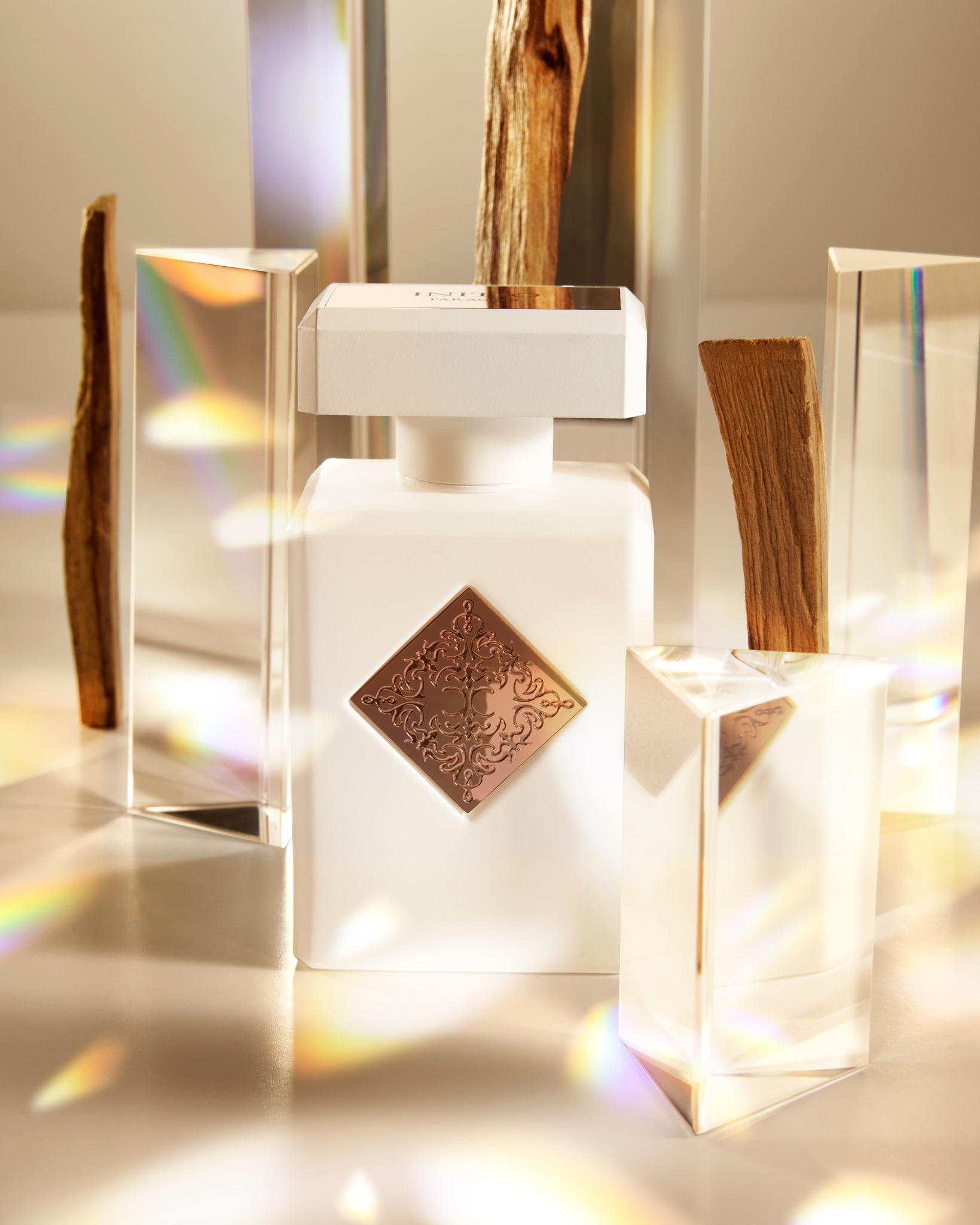 INITIO-PARFUMS-PRIVES-PARAGON-MUI-HUONG-CUA-SU-CAN-BANG-NOI-TAM_02 (4).jpg