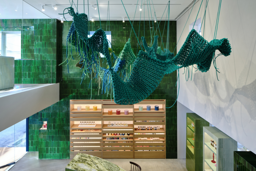LOEWE-PERFUMES-KHAI-TRUONG-CUA-HANG-FLAGSHIP-LON-NHAT-THE-GIOI-TAI-SEONGSU-SEOUL-HAN-QUOC_4.png