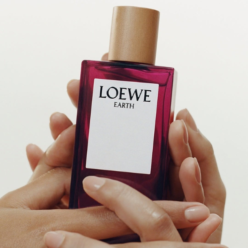 QUA-TANG-TINH-TE-TU-LOEWE-DANH-CHO-NGAY-PHU-NU-VIET-NAM_2.png