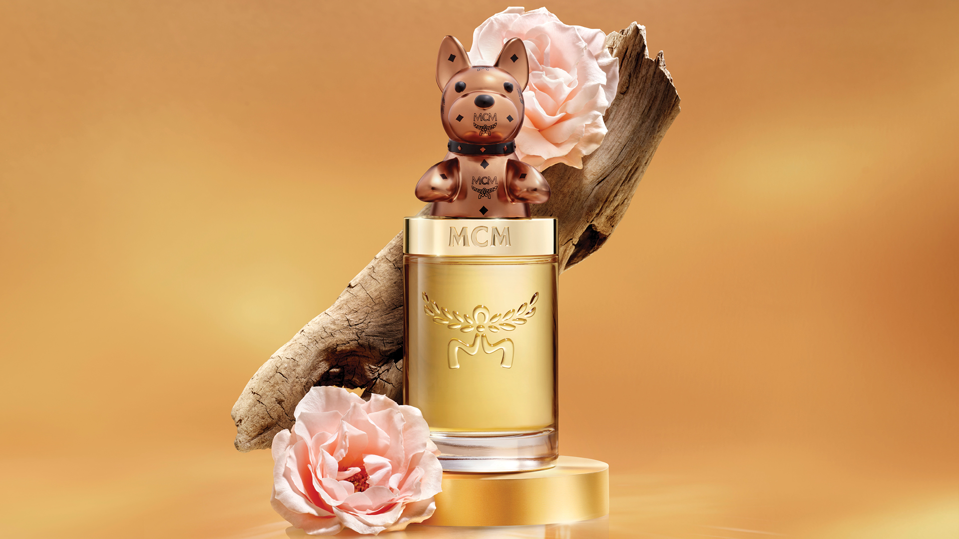 MCM-COLLECTION-TAI-TAKASHIMAYA-HANH-TRINH-KHAM-PHA-NHUNG-CA-TINH-MUI-HUONG-MOI-3.jpg
