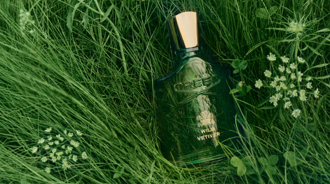 WILD-VETIVER-KHI-THANH-LICH-ANH-QUOC-GAP-GO-TINH-THAN-HOANG-DA-2.png