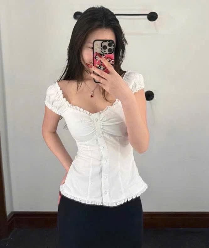 Áo trễ vai Hollister