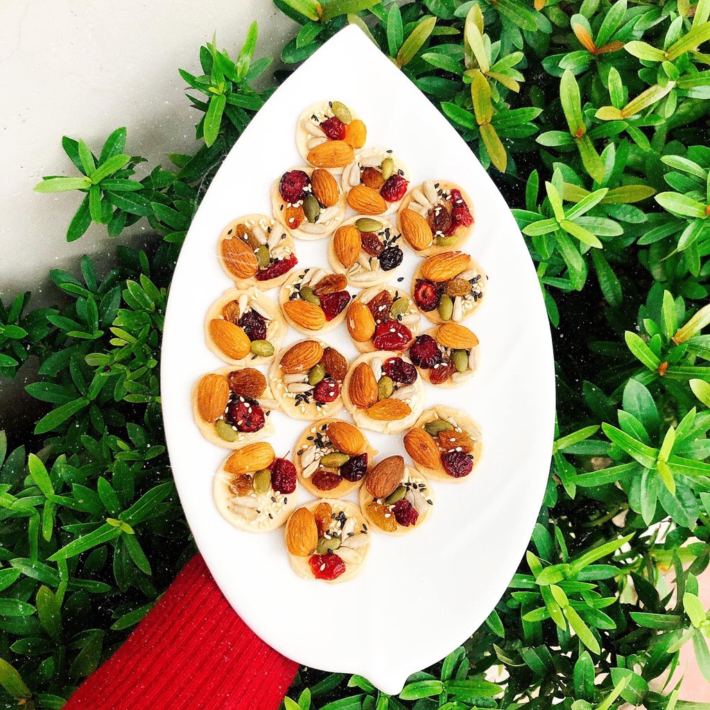 BÁNH ĐỒNG TIỀN MIX HẠT HỘP 300g