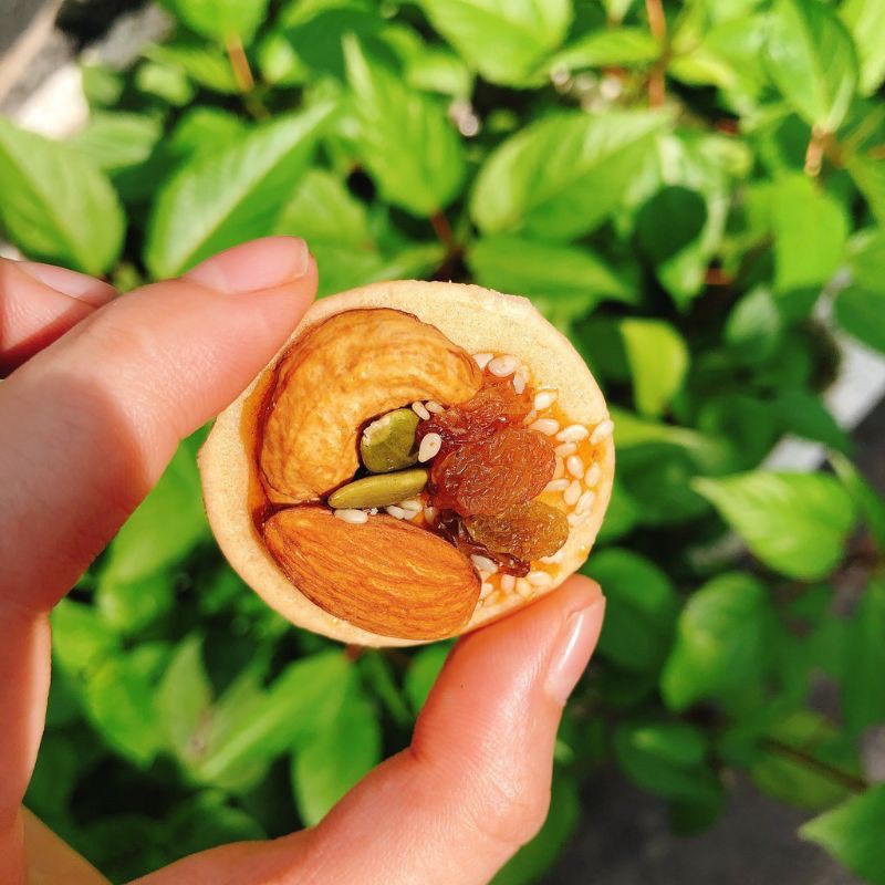 BÁNH ĐỒNG TIỀN MIX HẠT HỘP 300g