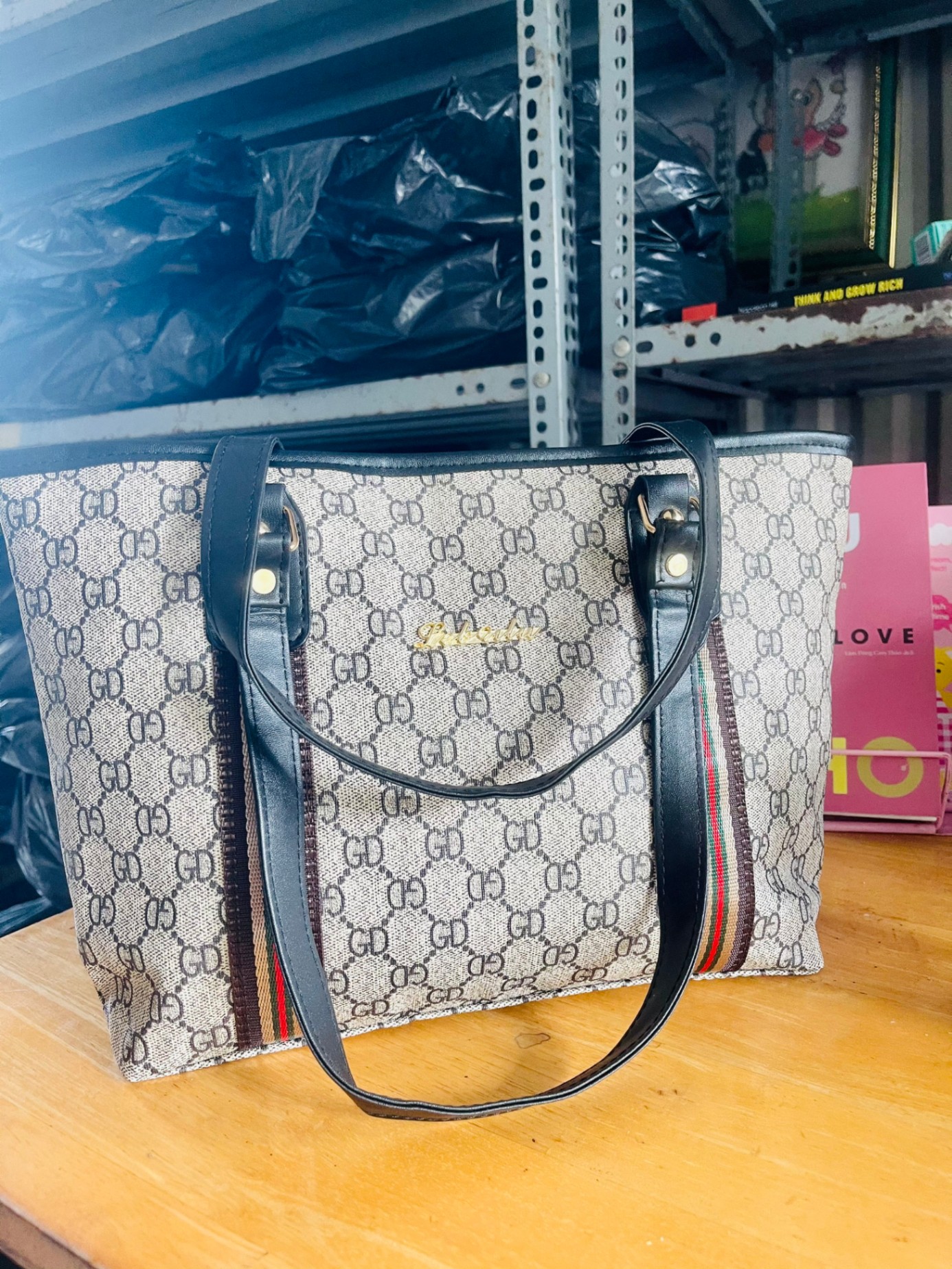 Túi xách Gucci size nhỡ