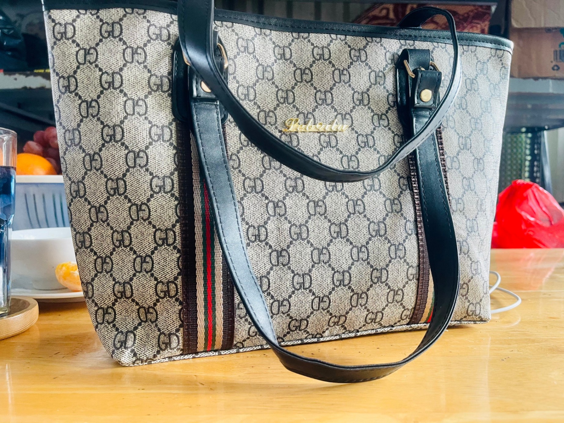 Túi xách Gucci size nhỡ