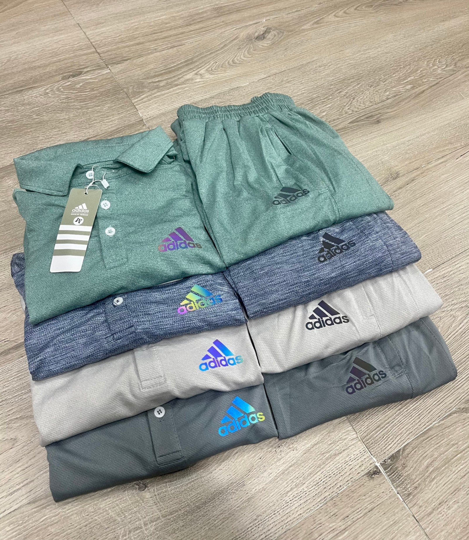 Bộ thể thao nam Adidas cổ đức muối tiêu