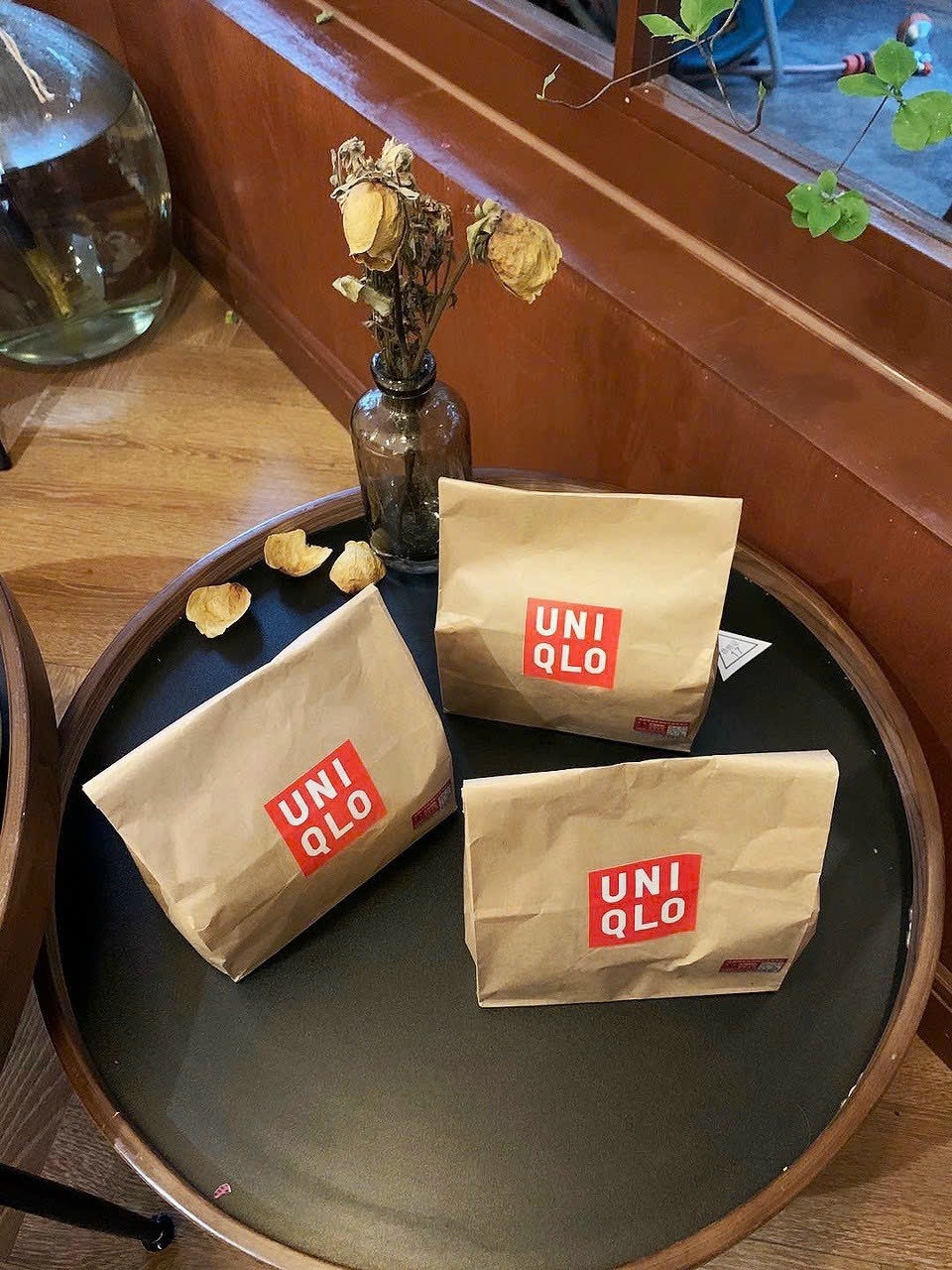 Set 5 đôi tất nữ UNIQLO kèm túi giấy