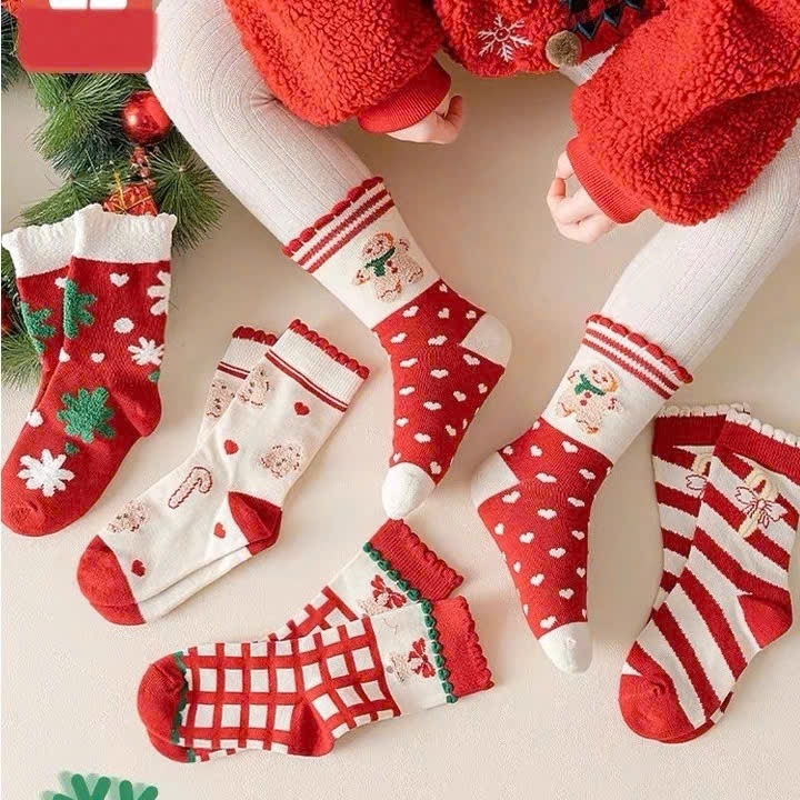 Sét 10 đôi tất noel trẻ em mẫu mới