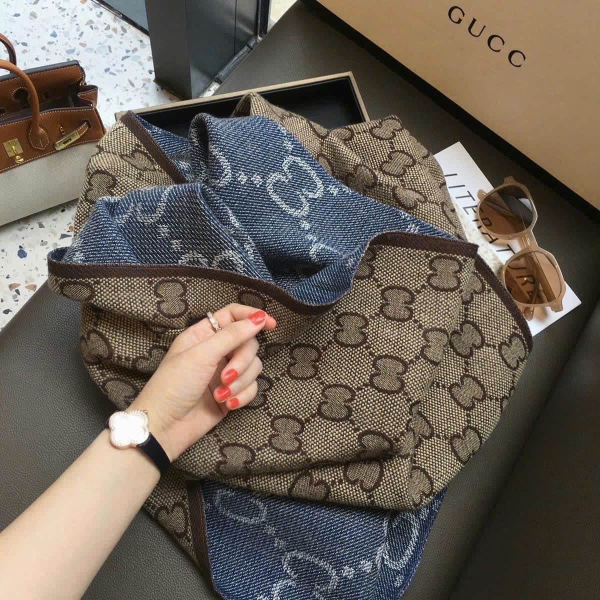 KHĂN DẠ GUCCI 2 MẶT