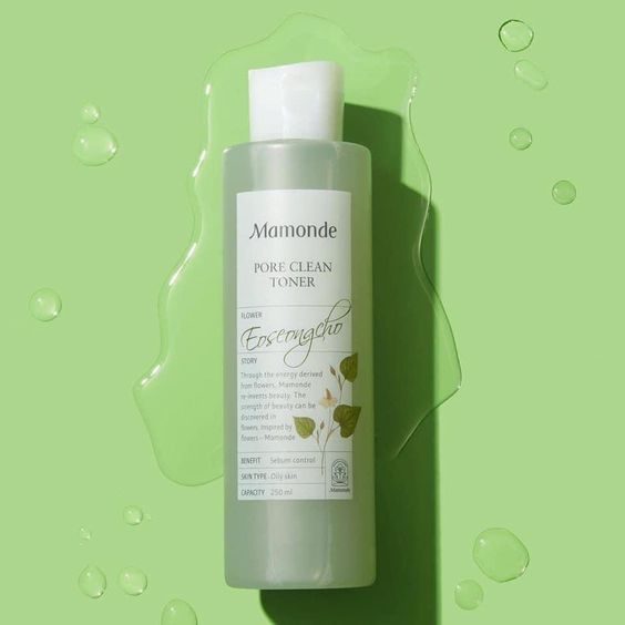 Nước Hoa Hồng Làm Sạch Bã Nhờn, Se Khít Lỗ Chân Lông Mamonde Pore Clean Toner 250ml