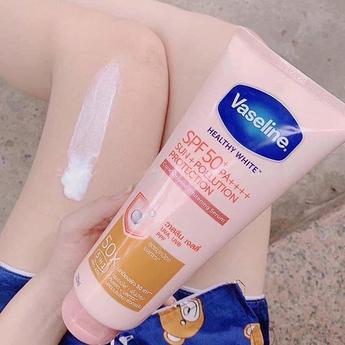 Sữa Dưỡng Thể Trắng Da VASELINE 50X SPF 50+ THÁI LAN 320ml, Yany Cosmetics