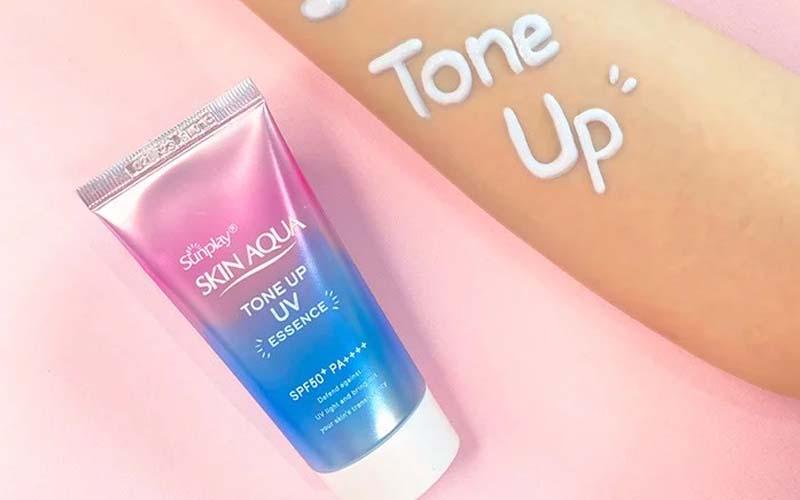 Kem Chống Nắng Skin Aqua Tone Up UV Milk Spf50+ PA++++ 80g