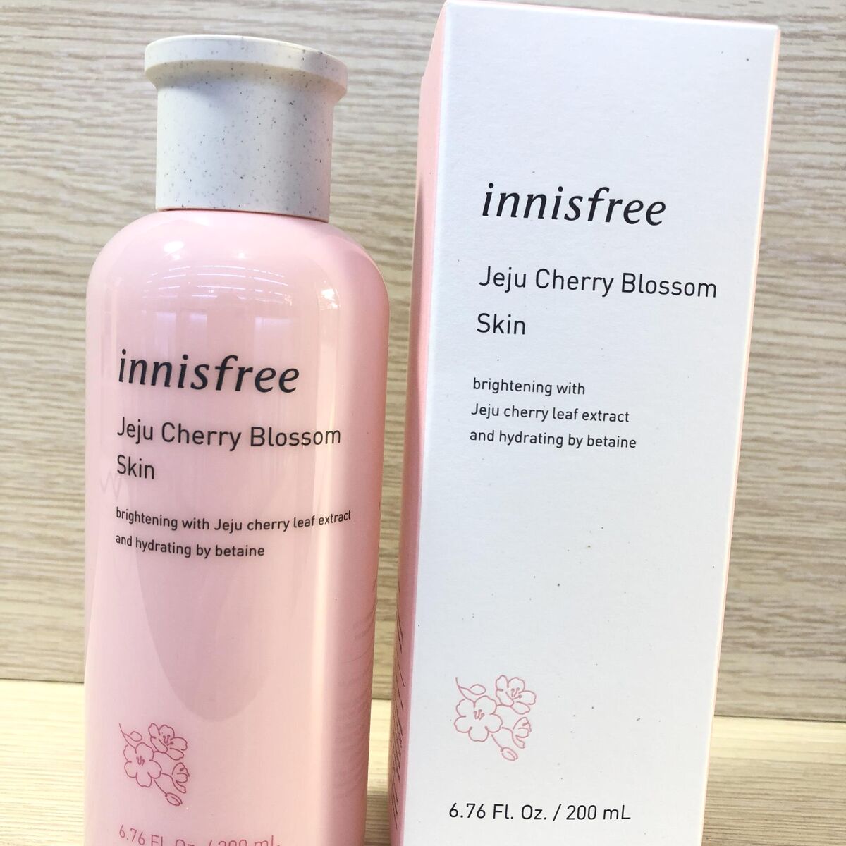 NHH Innisfree Jeju Cherry Blossom Skin 200ml 1b6