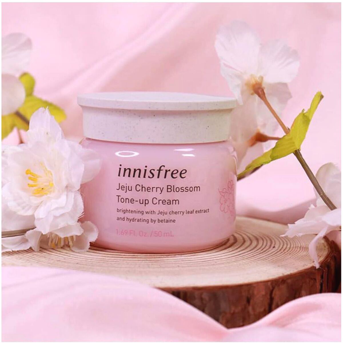 Kem dưỡng Innisfree Jeju Cherry Blossom 50ml 1b6