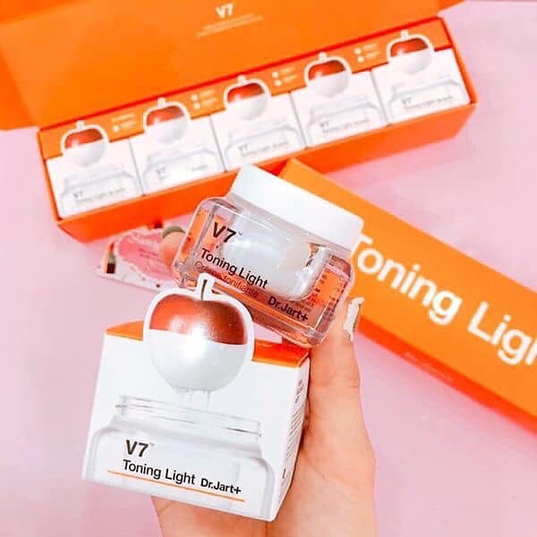 Kem dưỡng V7 Toning Light / Pink mini cam hồng 15ml