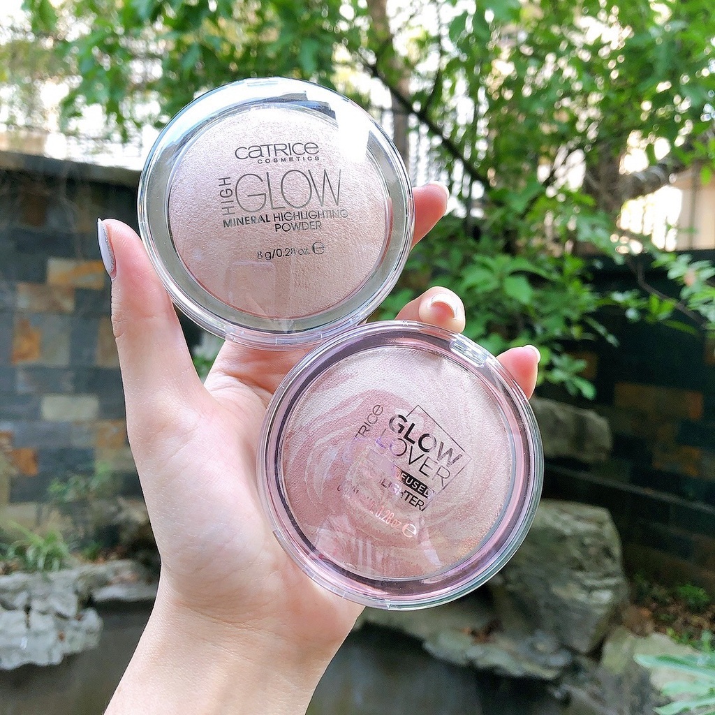 Phấn bắt sáng Catrice High Glow