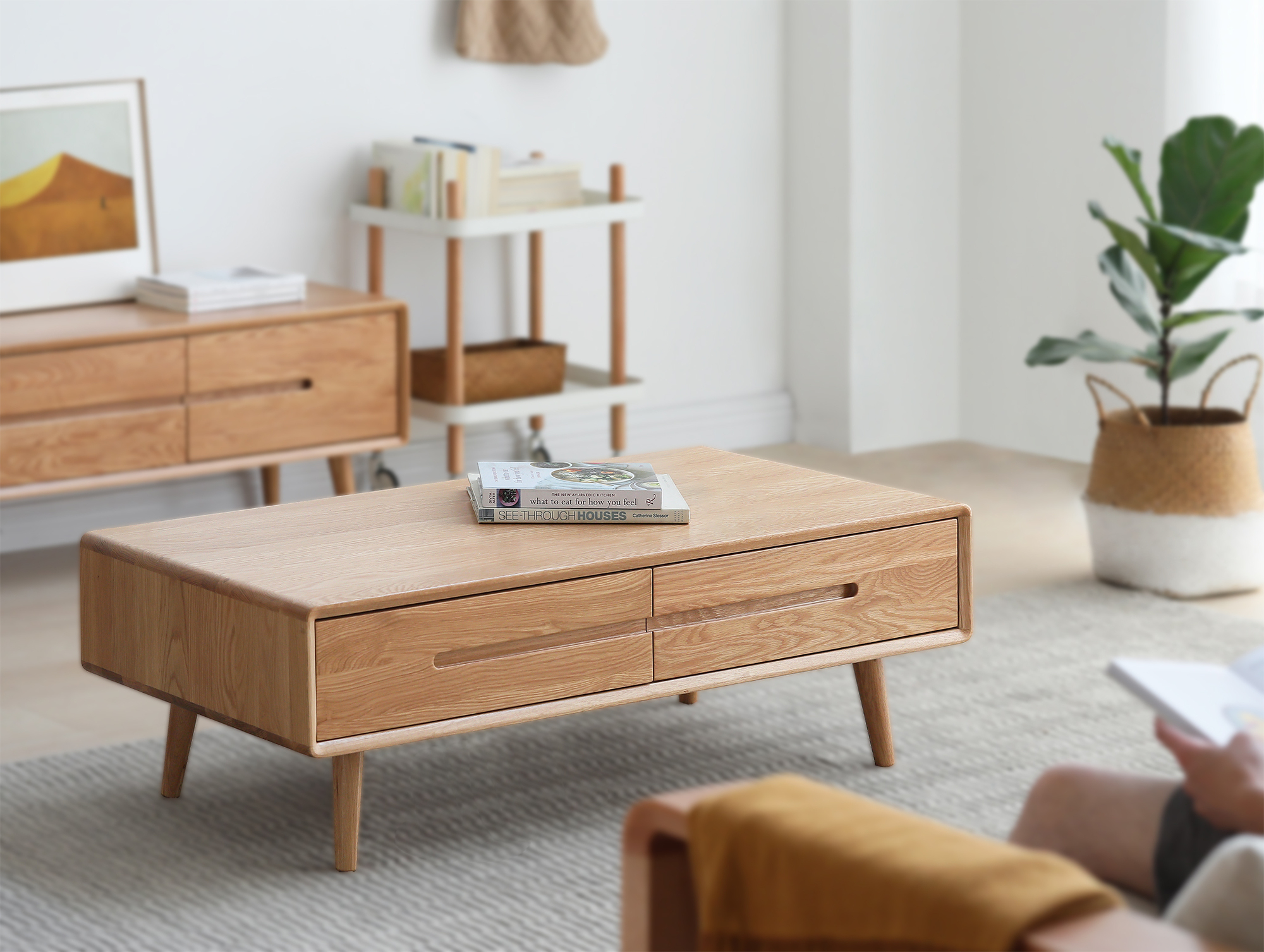 Decor-can-ho-voi-Wood-Coffee-Table-5.jpg