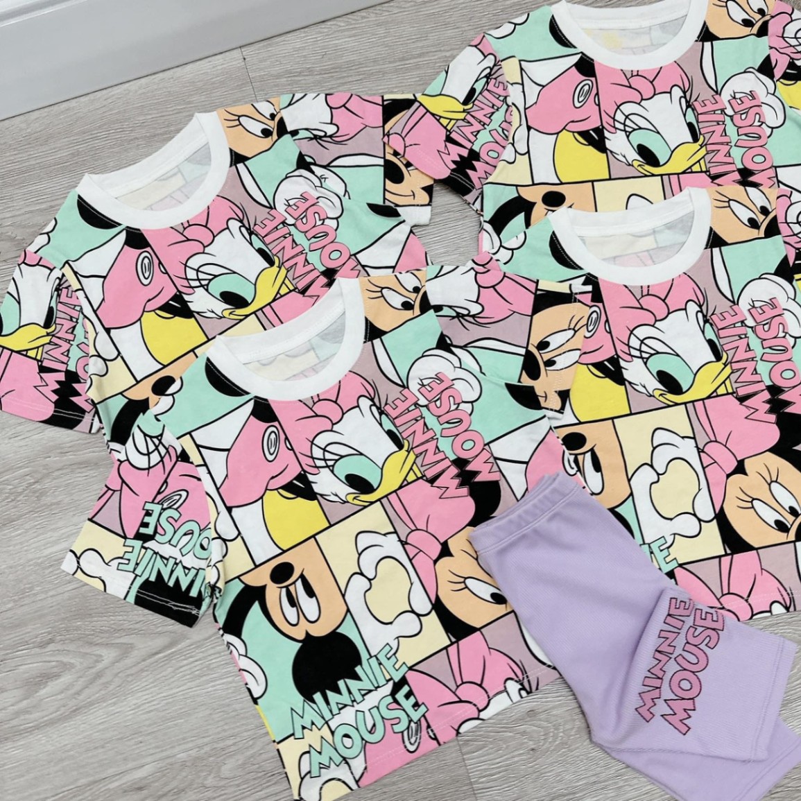 Bộ họa tiết micky vit donal cotton quần legging tăm bé gái
