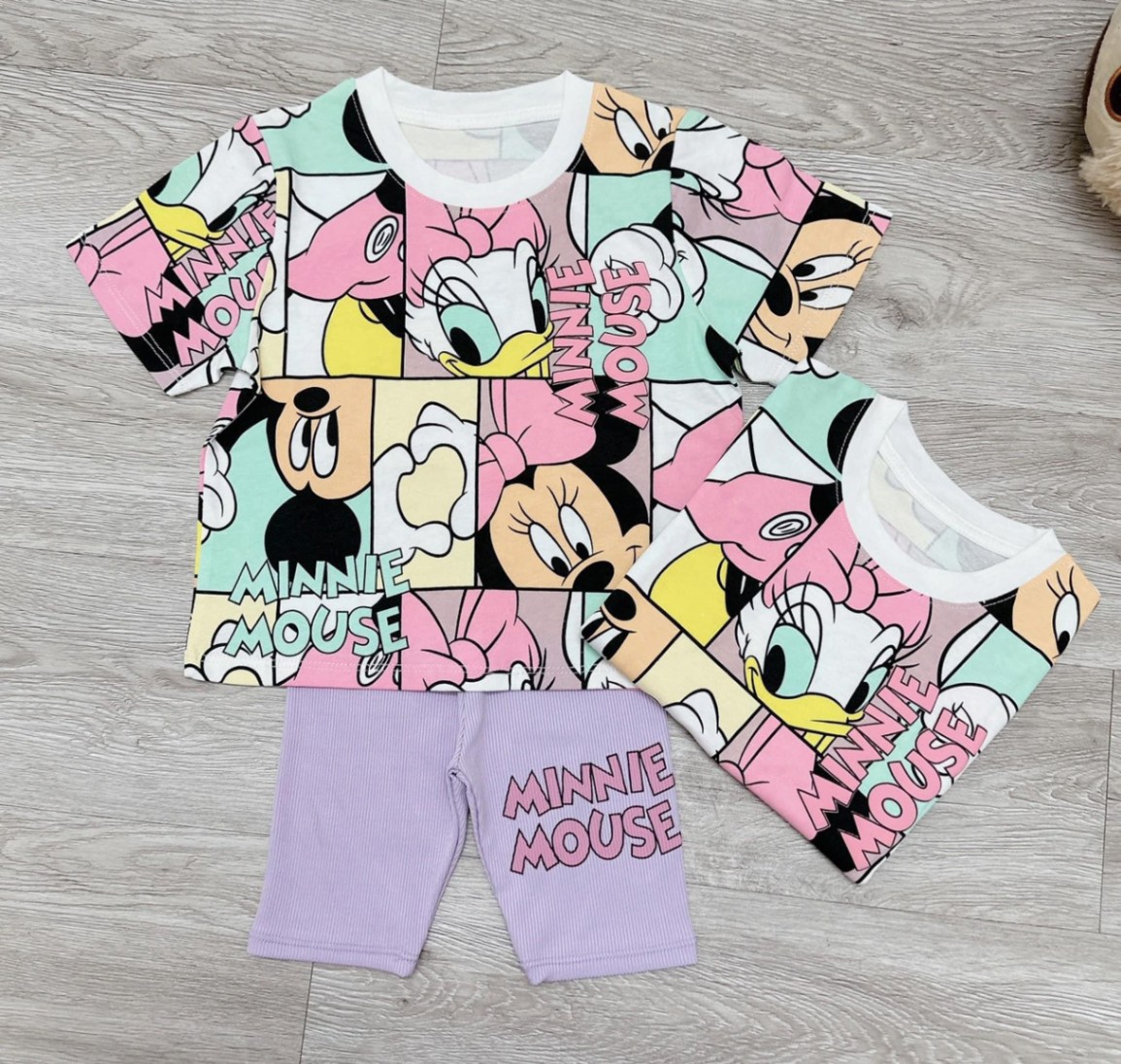 Bộ họa tiết micky vit donal cotton quần legging tăm bé gái