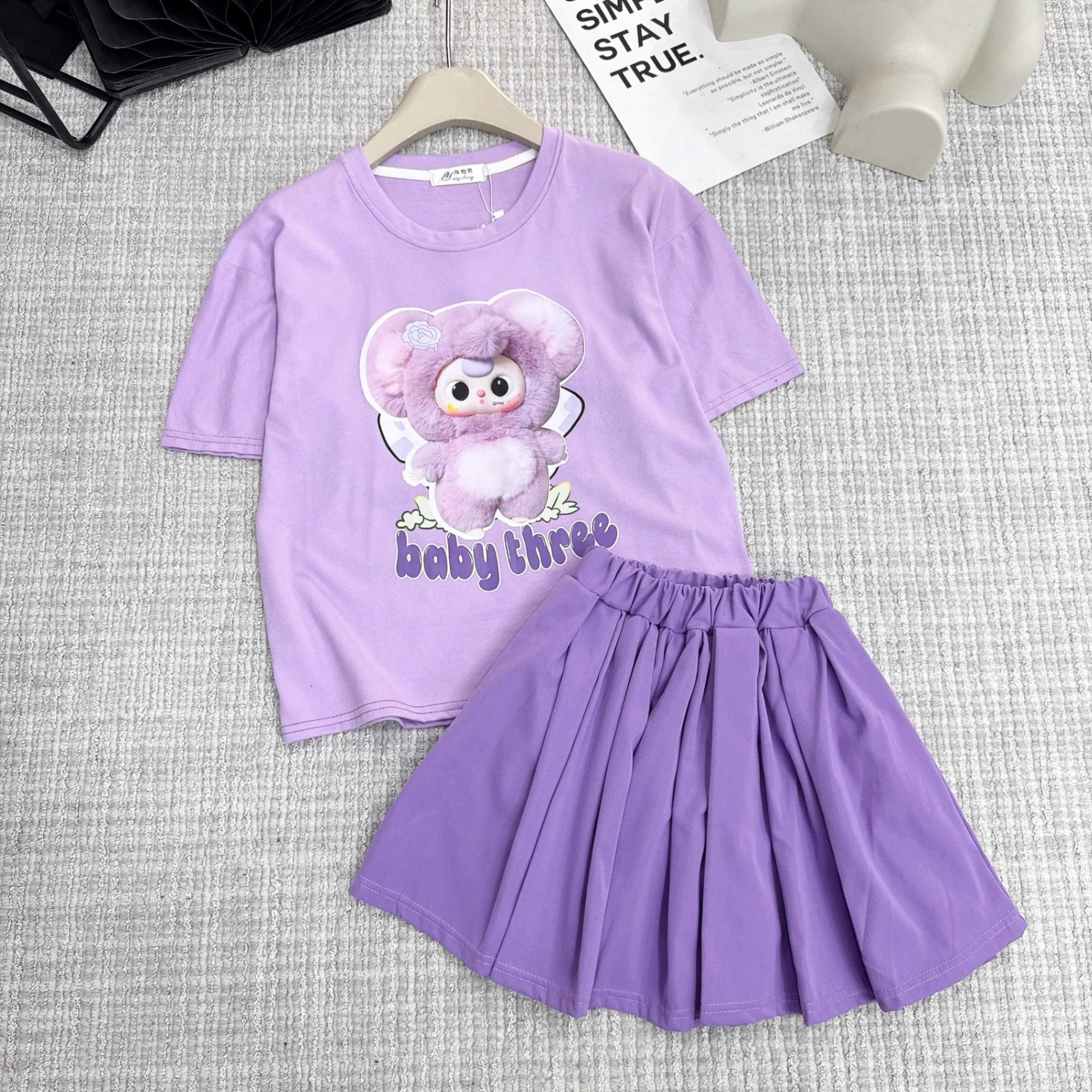 Bộ babythree áo tím chân váy xếp li tím bé gái
