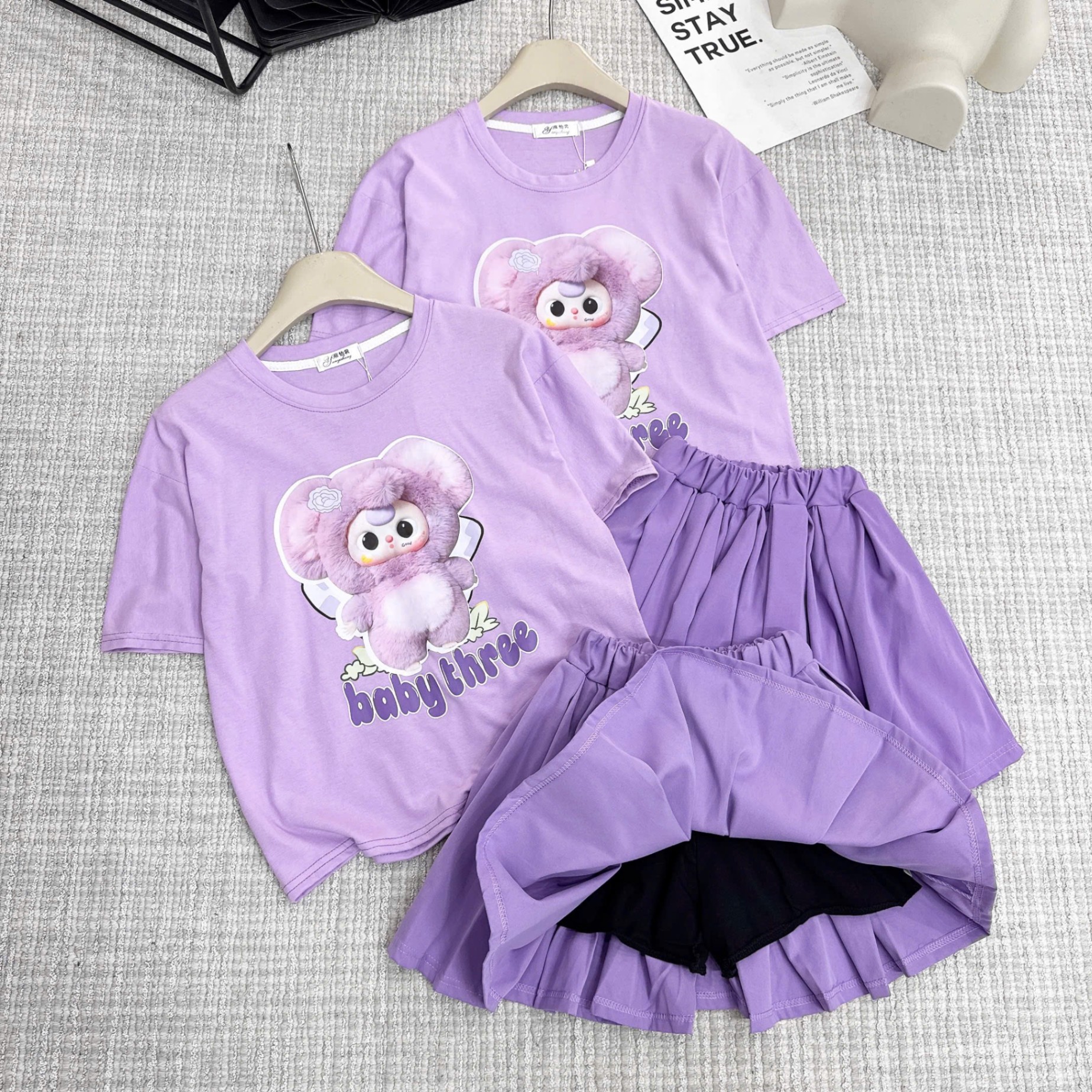 Bộ babythree áo tím chân váy xếp li tím bé gái