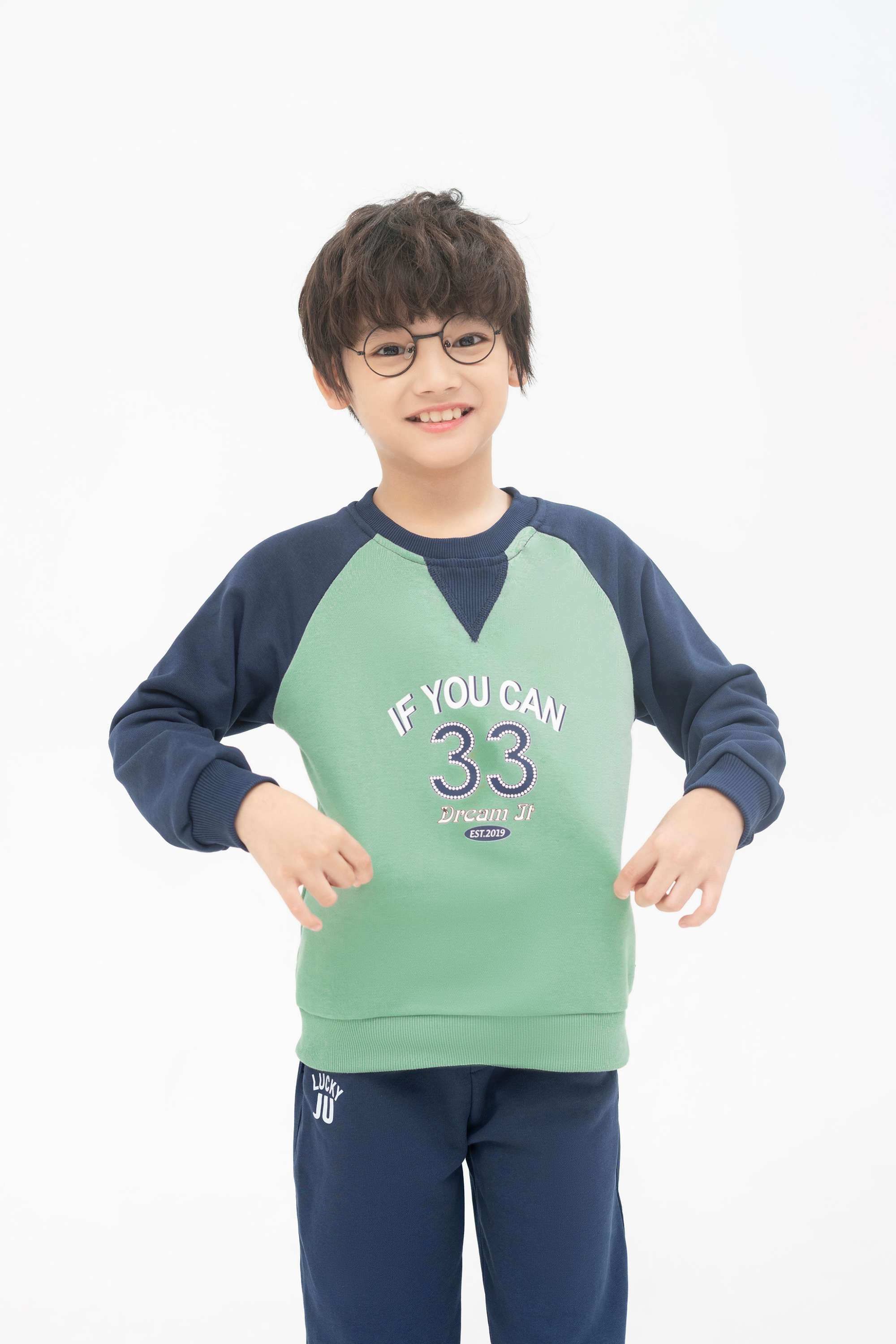 A37- Áo nỉ Raglan New Jump