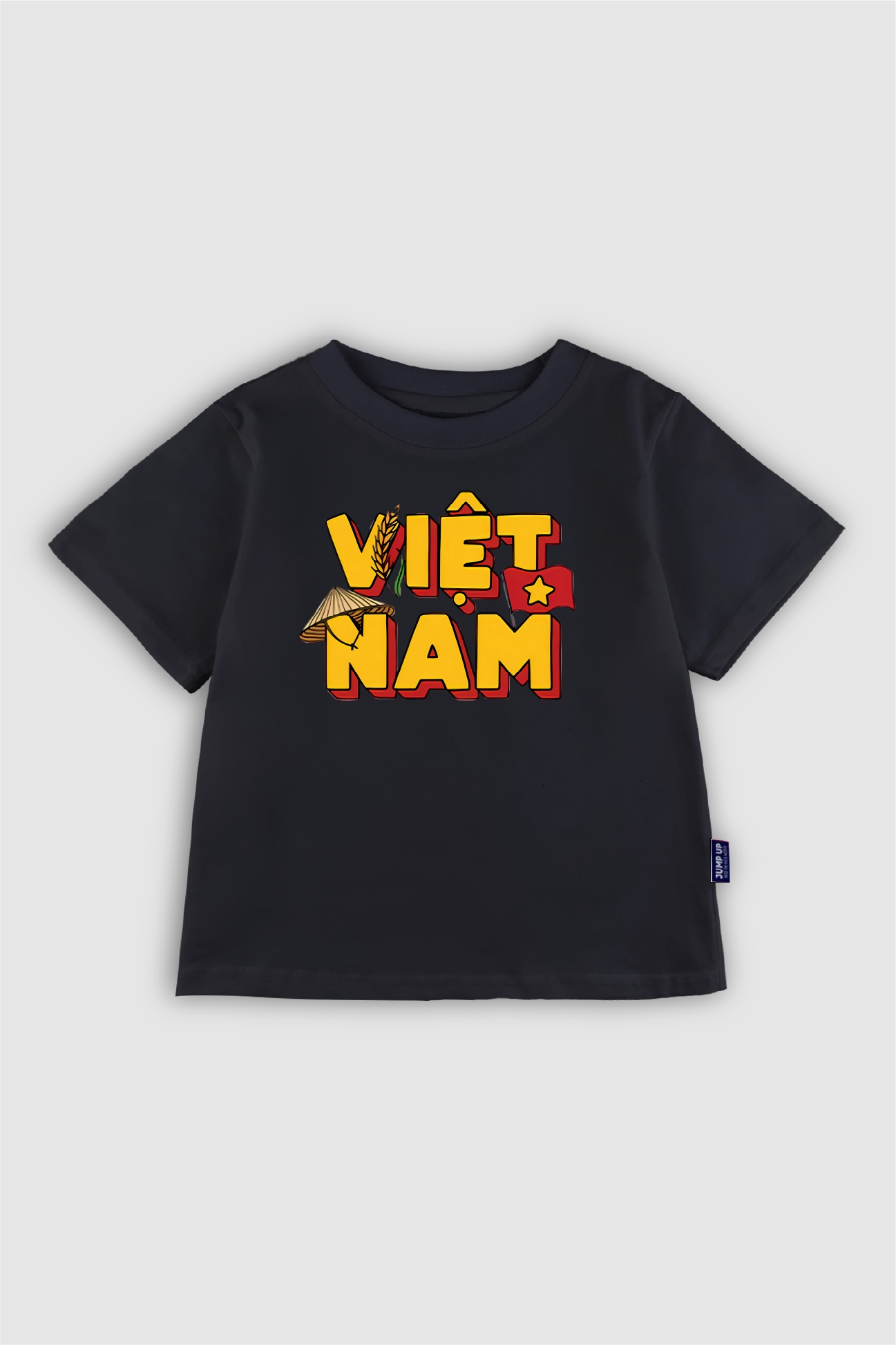 Áo đen cổ tròn in hình Việt Nam