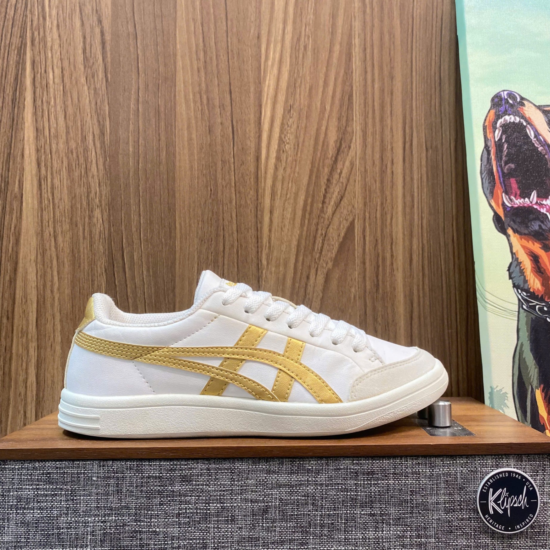 Onitsuka Tiger Advanti Gold size 36