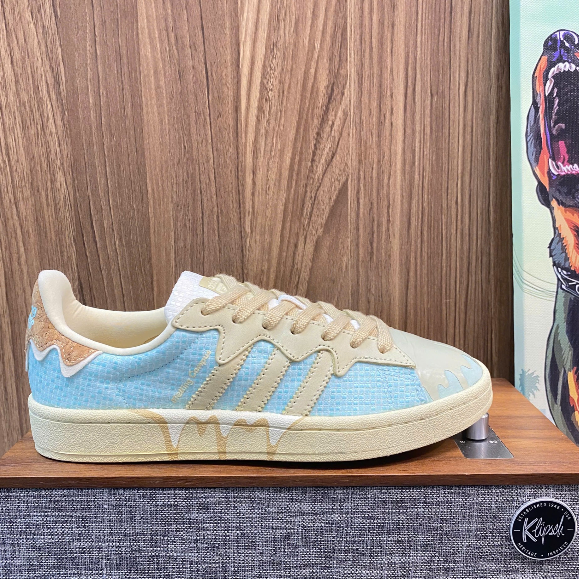 Adidas 'Melting Ice Cream' size 39