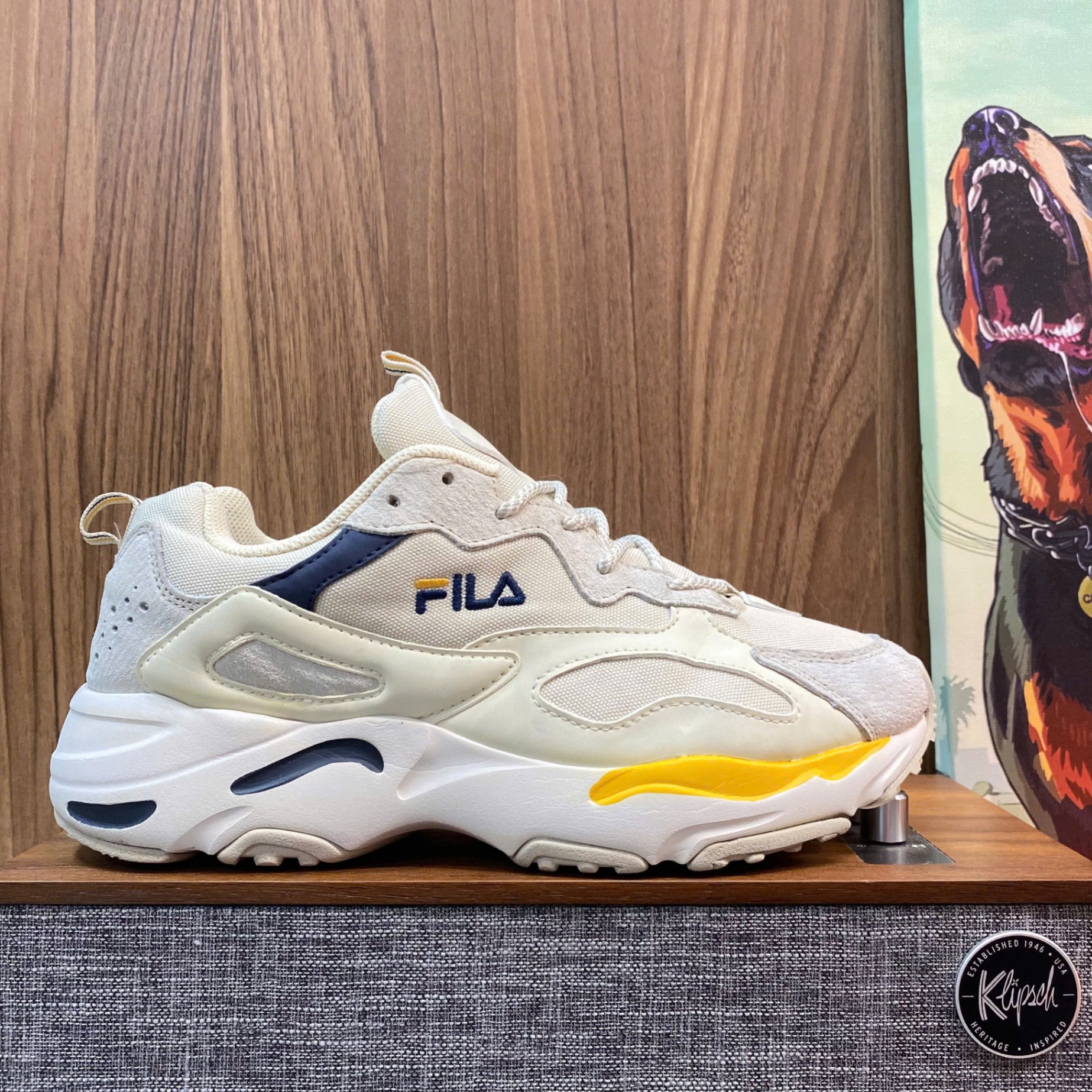 Fila Ray Tracer size 41.