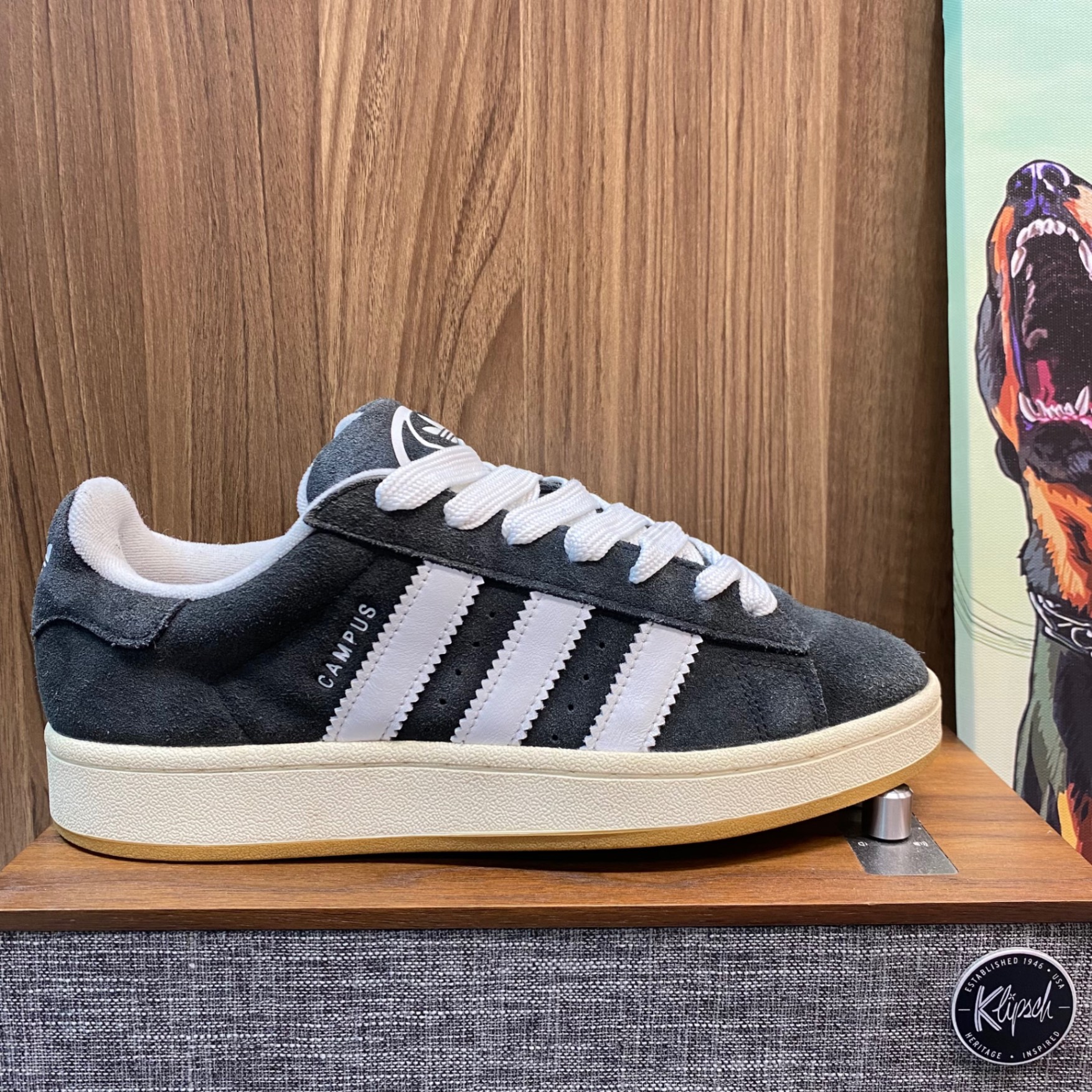 Adidas Campus 00s size 42.5