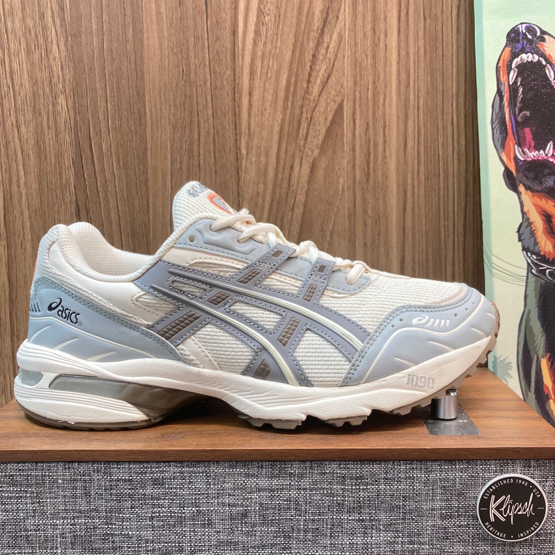 Asics Gel-1090 Cream Blue size 42.5