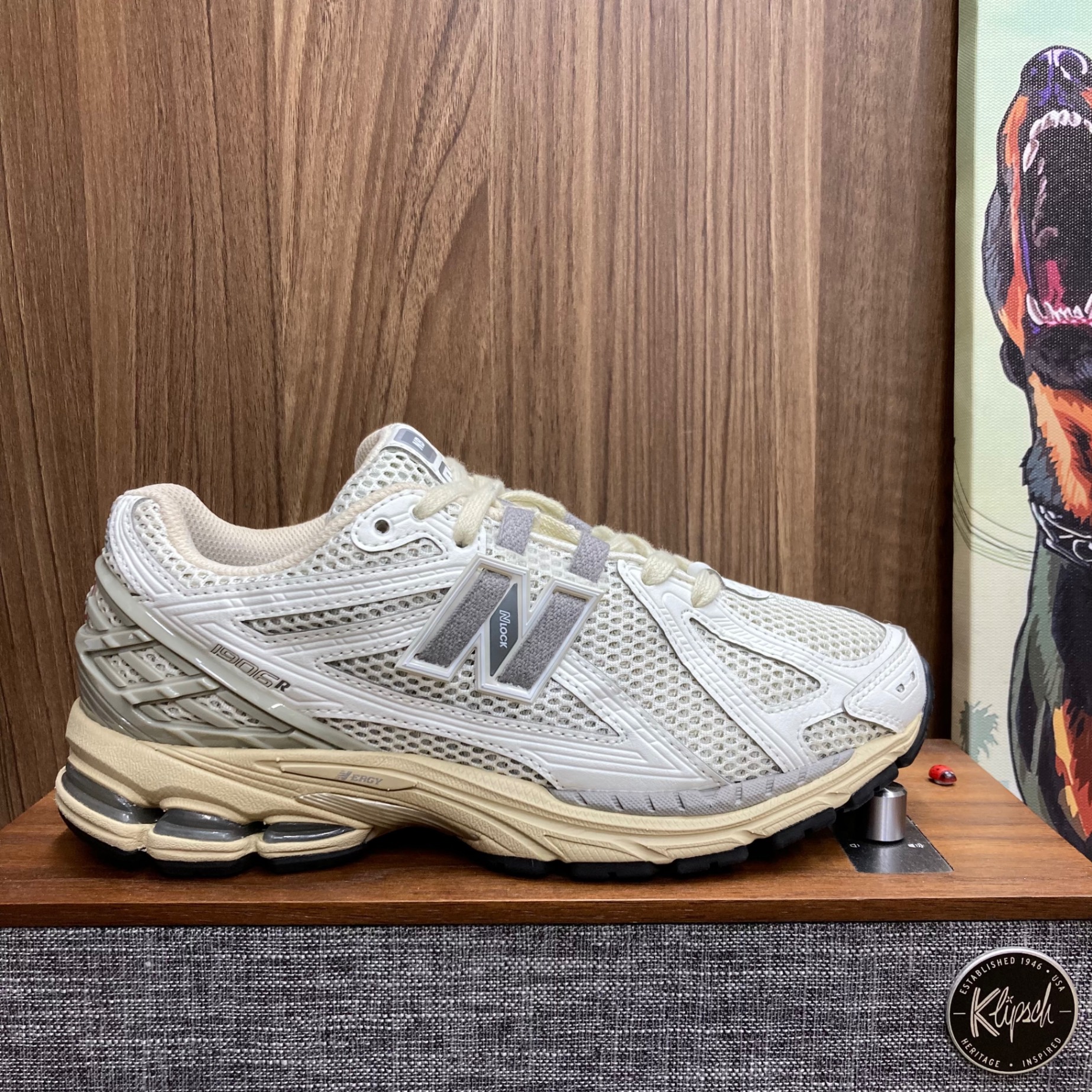 New Balance 1906R Sea Salt Marble size 38